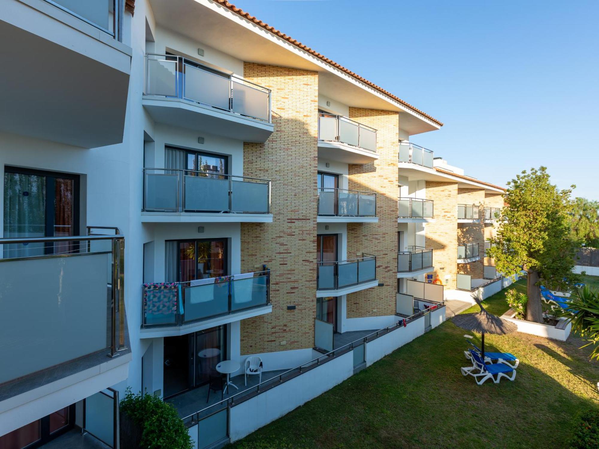 Apartamentos Sunway Apollo Sitges Dış mekan fotoğraf