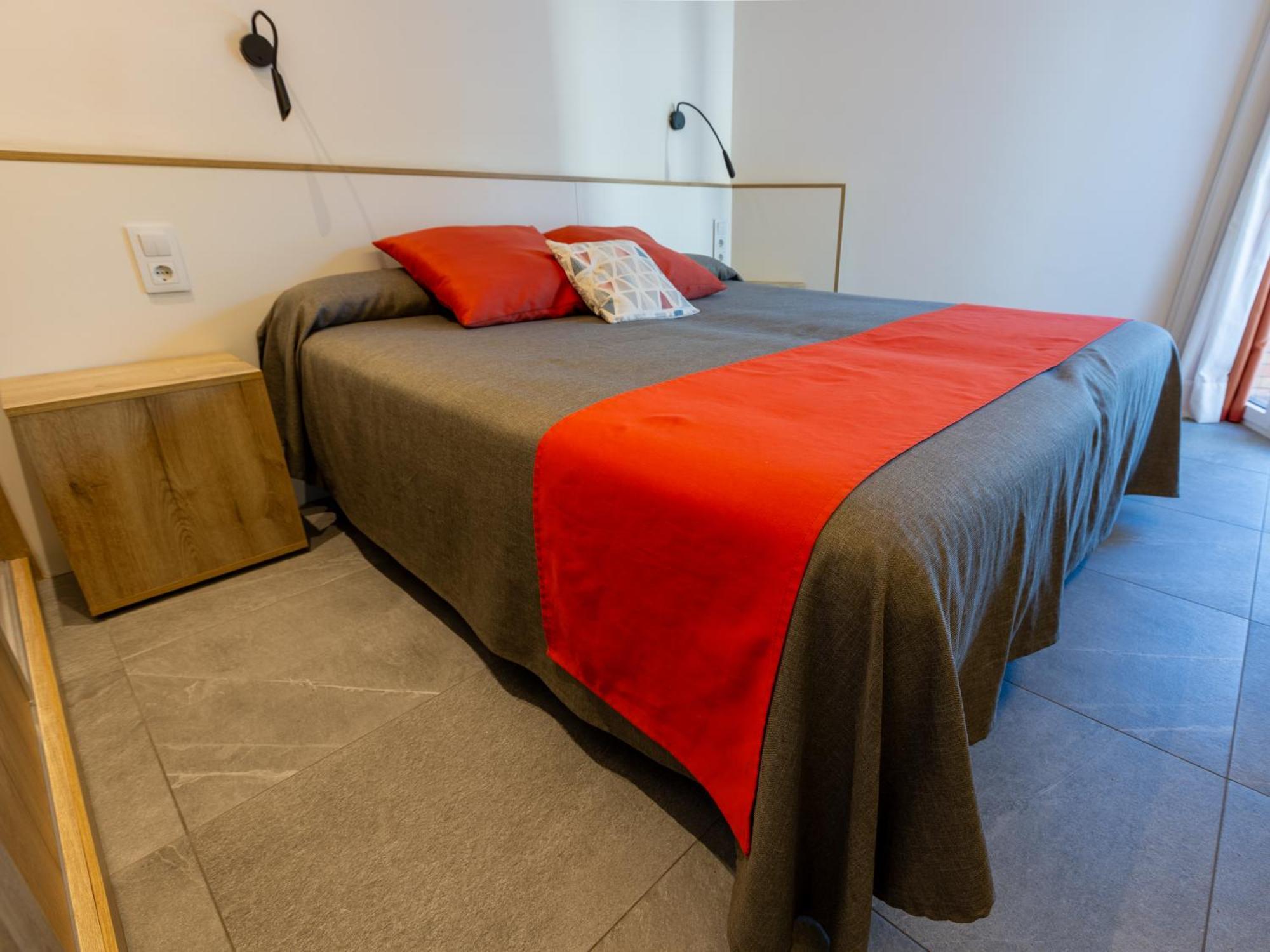 Apartamentos Sunway Apollo Sitges Dış mekan fotoğraf