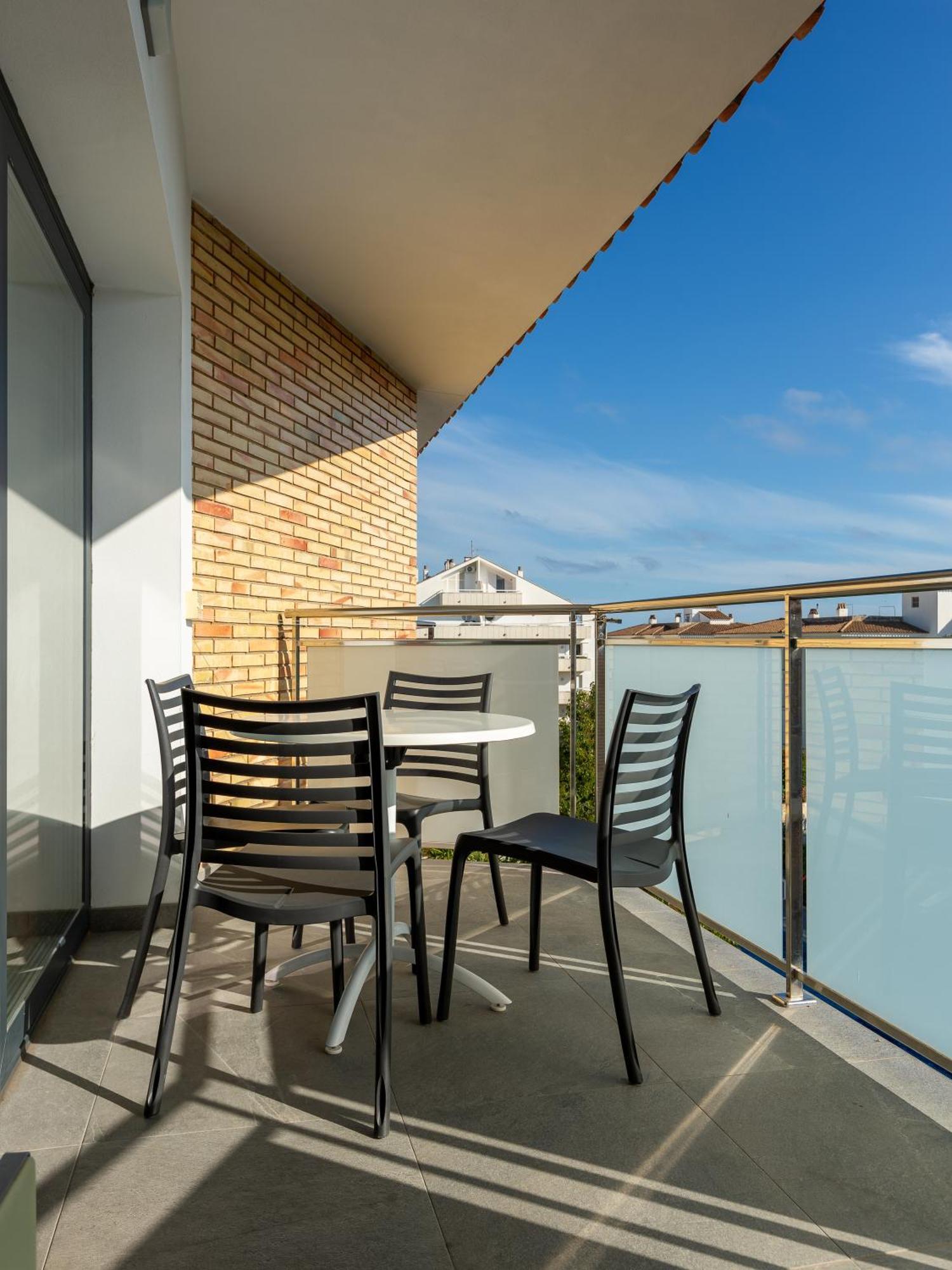 Apartamentos Sunway Apollo Sitges Dış mekan fotoğraf