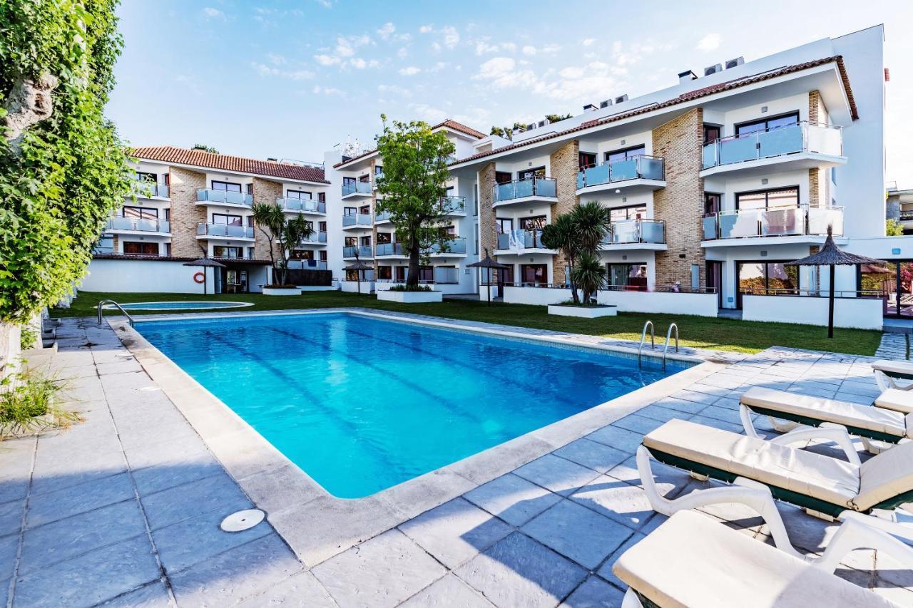 Apartamentos Sunway Apollo Sitges Dış mekan fotoğraf