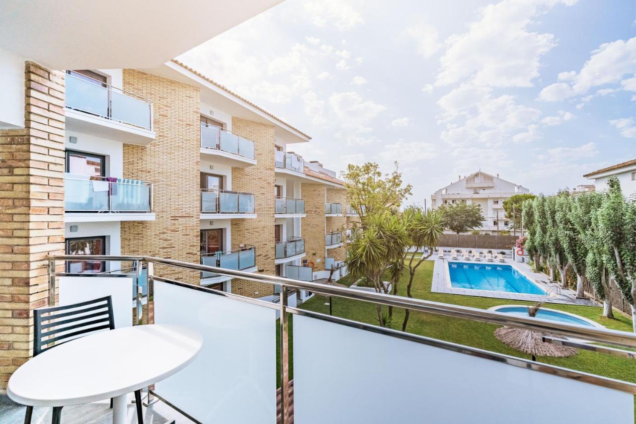 Apartamentos Sunway Apollo Sitges Dış mekan fotoğraf